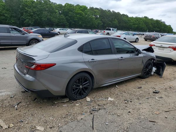 2025 TOYOTA CAMRY