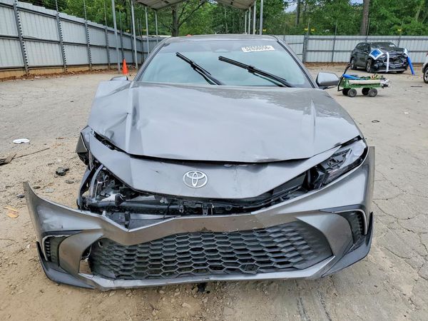 2025 TOYOTA CAMRY