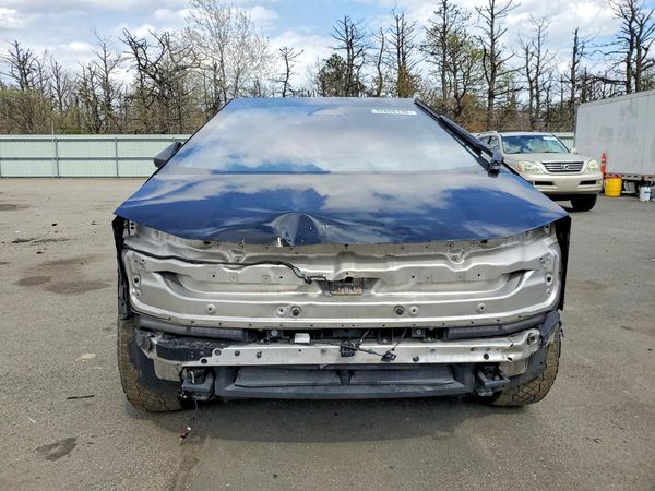 2024 TESLA CYBERTRUCK