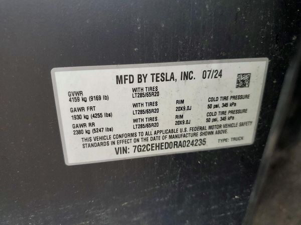 2024 TESLA CYBERTRUCK