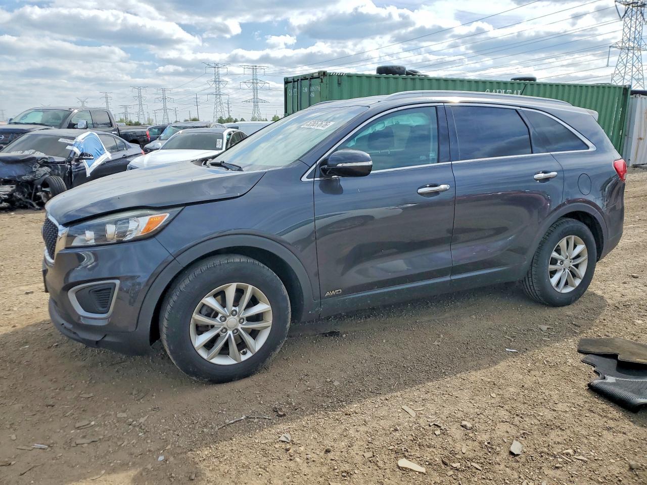 2017 KIA SORENTO L, LX