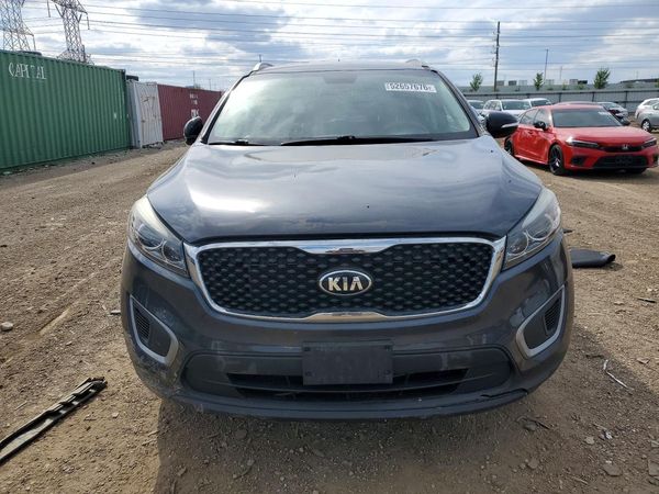 2017 KIA SORENTO L, LX