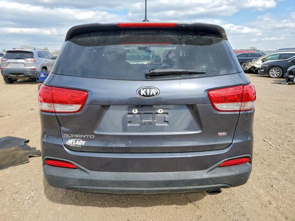 2017 KIA SORENTO L, LX