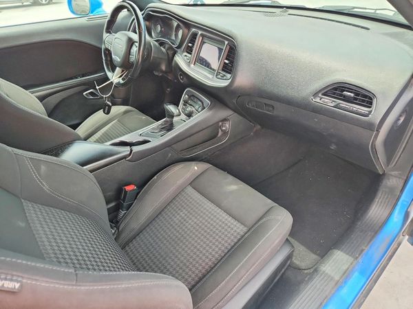 2019 DODGE CHALLENGER SXT