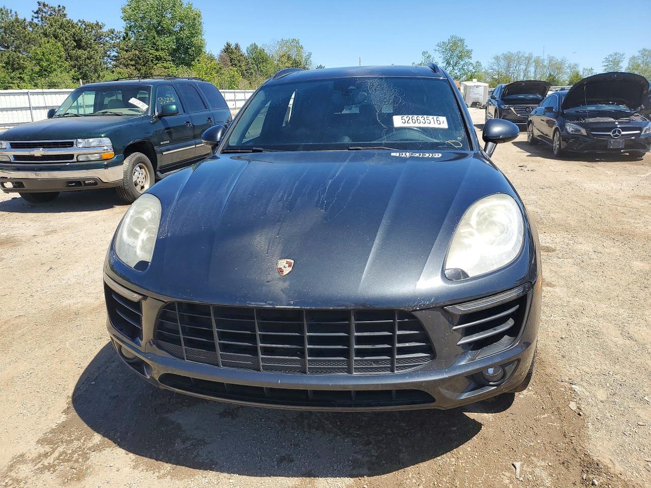 2017 PORSCHE MACAN