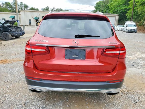 2017 MERCEDES-BENZ GLC GLC300 Base-4M