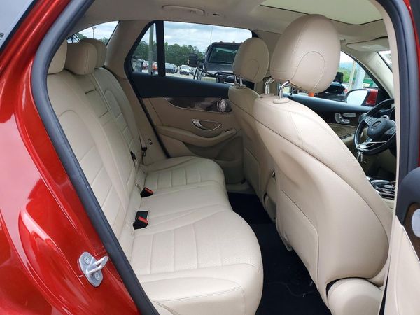 2017 MERCEDES-BENZ GLC GLC300 Base-4M