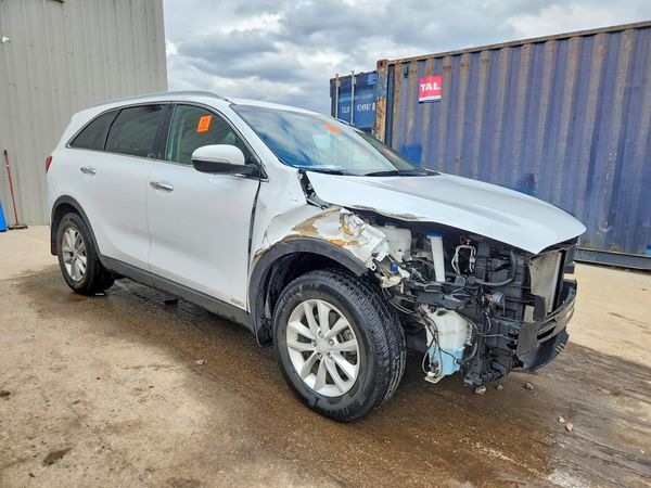 2018 KIA SORENTO L, LX
