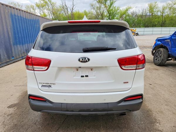 2018 KIA SORENTO L, LX