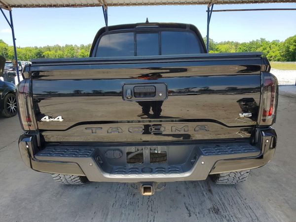 2016 TOYOTA TACOMA Limited