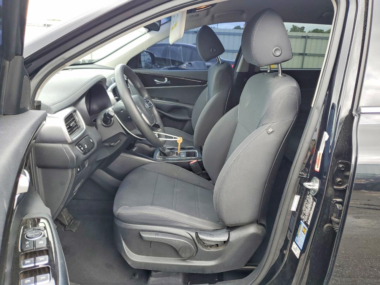 2020 KIA SORENTO L, LX, S