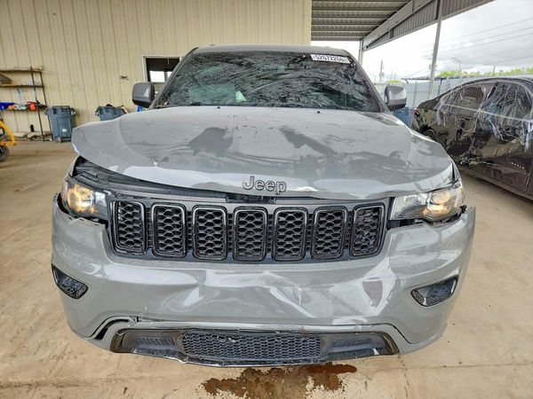 2019 JEEP GRAND CHEROKEE LAREDO 4X2