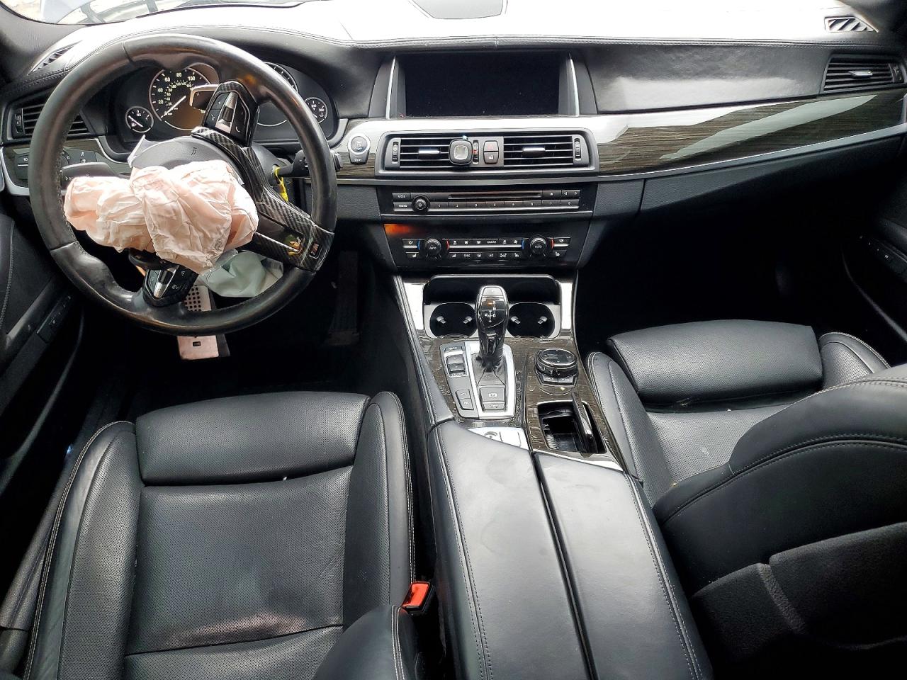 2016 BMW 550