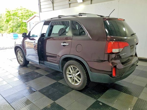 2014 KIA SORENTO Base/ LX