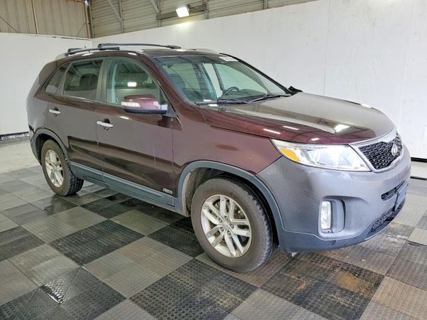 2014 KIA SORENTO Base/ LX