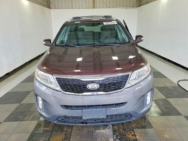 2014 KIA SORENTO Base/ LX