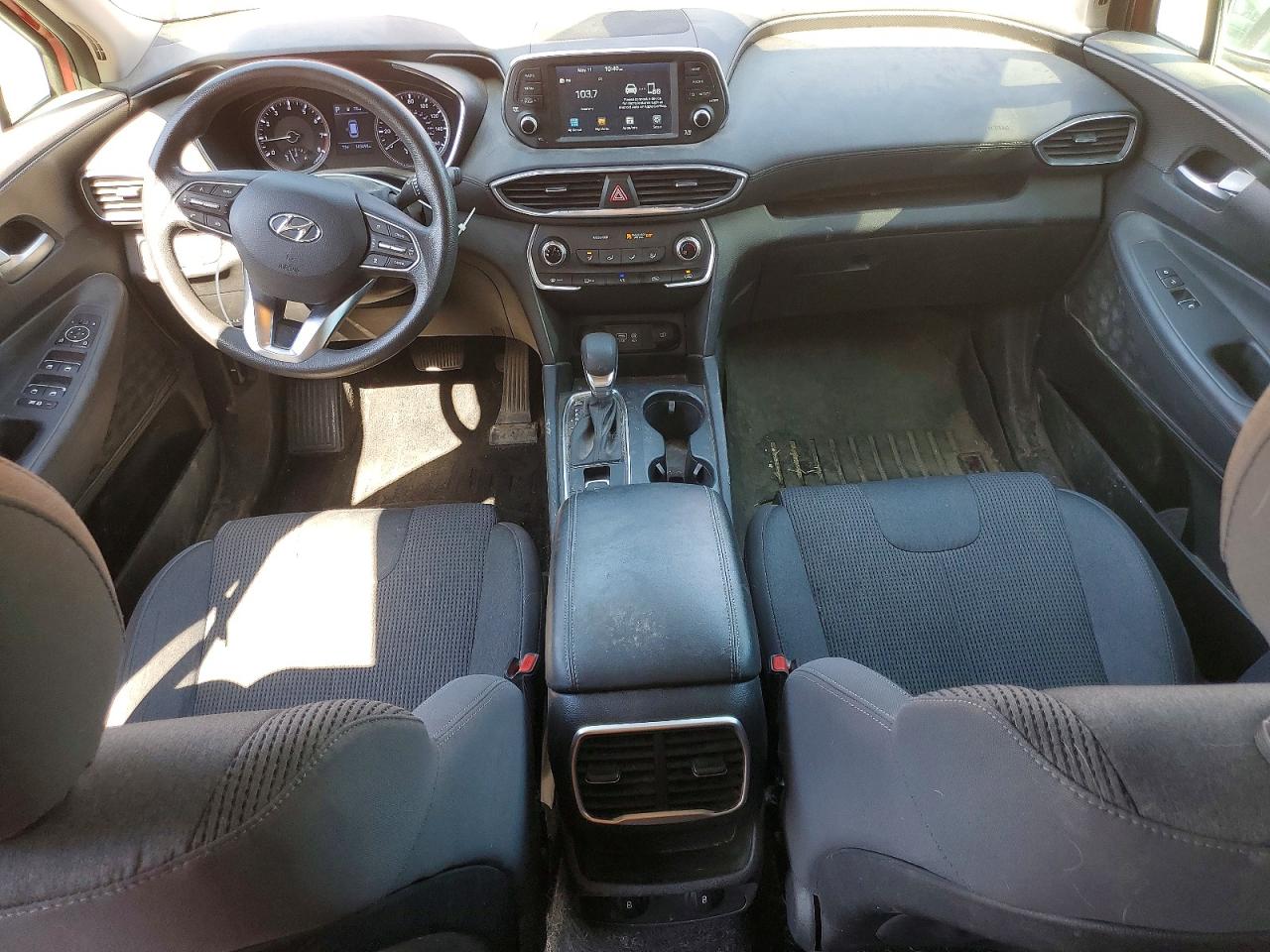 2019 HYUNDAI SANTA FE SE