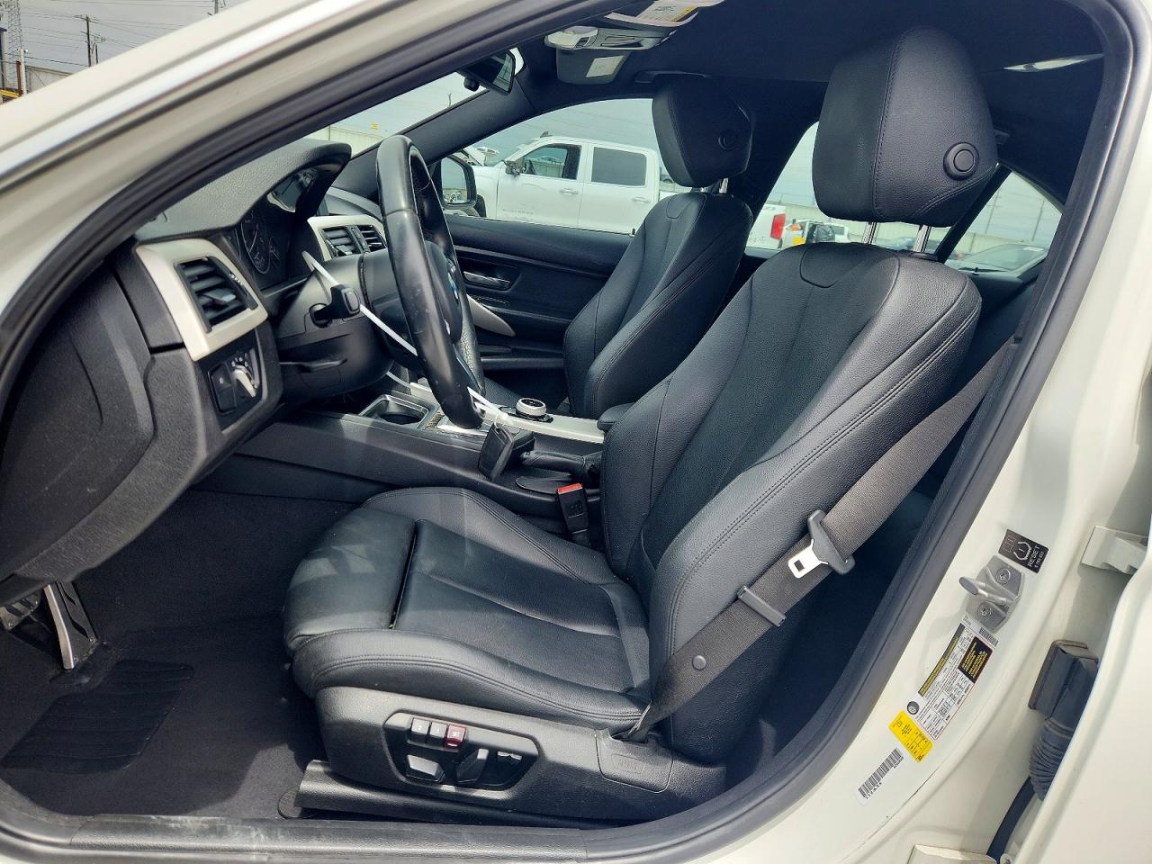 2015 BMW 320 SA