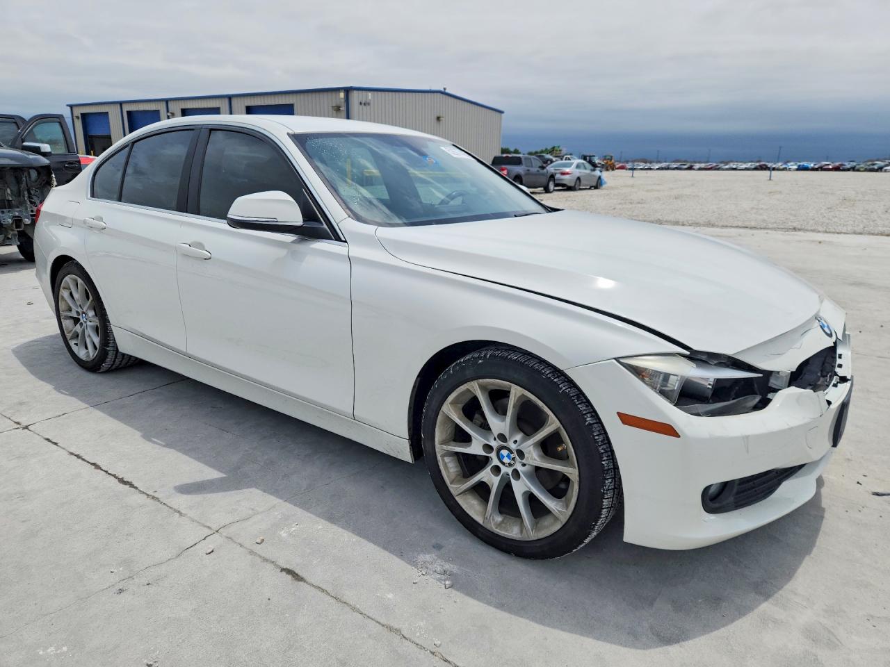 2015 BMW 320 SA