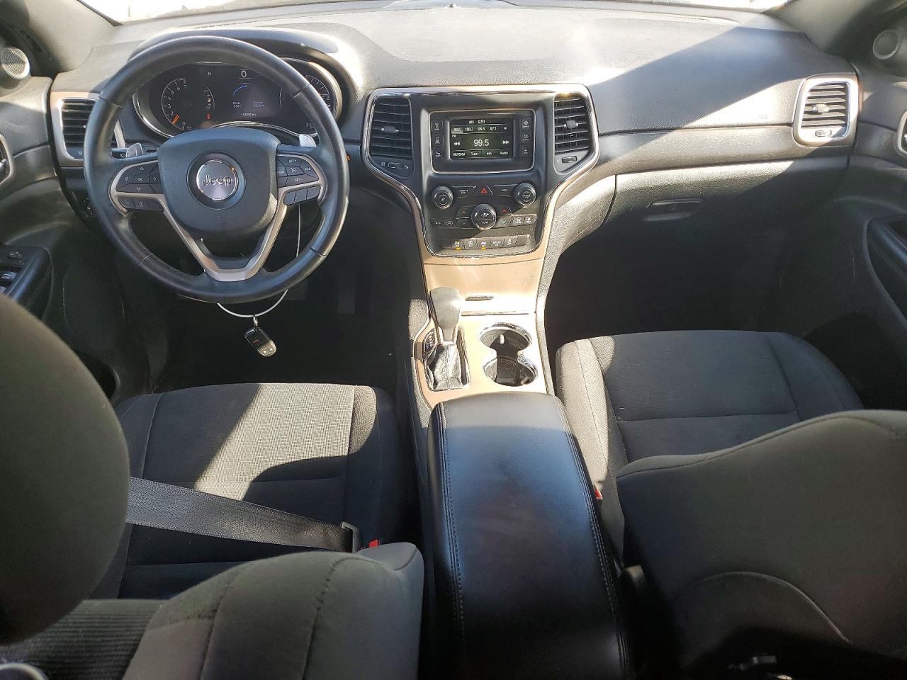 2017 JEEP GRAND CHEROKEE LAREDO 4X4