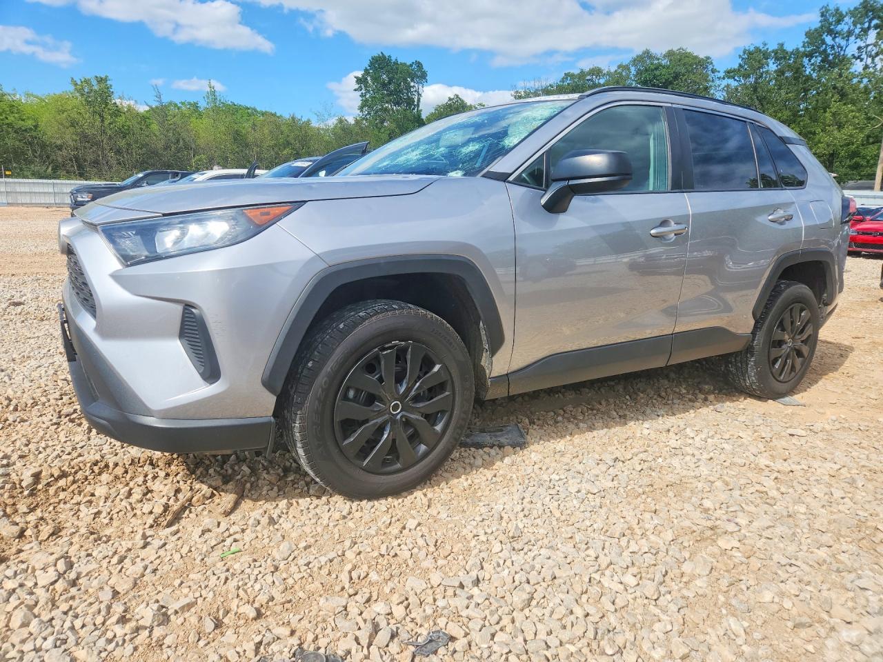 2020 TOYOTA RAV4 LE
