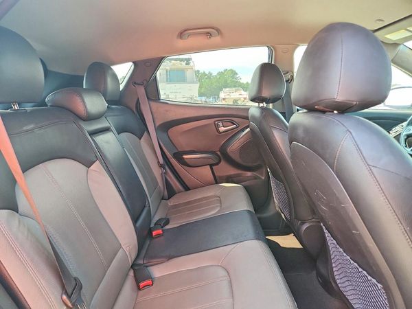 2012 HYUNDAI TUCSON GLS