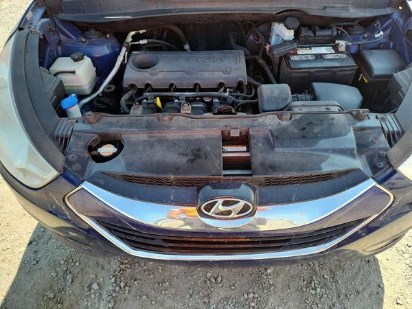 2012 HYUNDAI TUCSON GLS