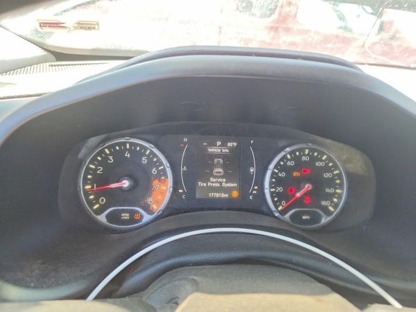 2015 JEEP RENEGADE LATITUDE 4X2