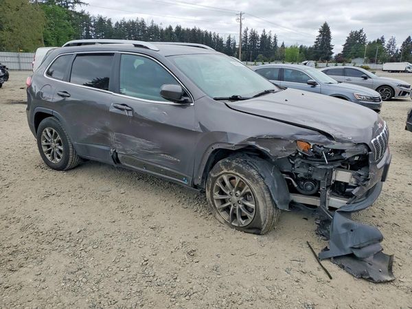 2019 JEEP CHEROKEE LATITUDE PLUS 4X4
