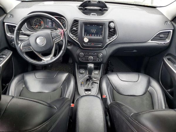 2019 JEEP CHEROKEE LATITUDE PLUS 4X4