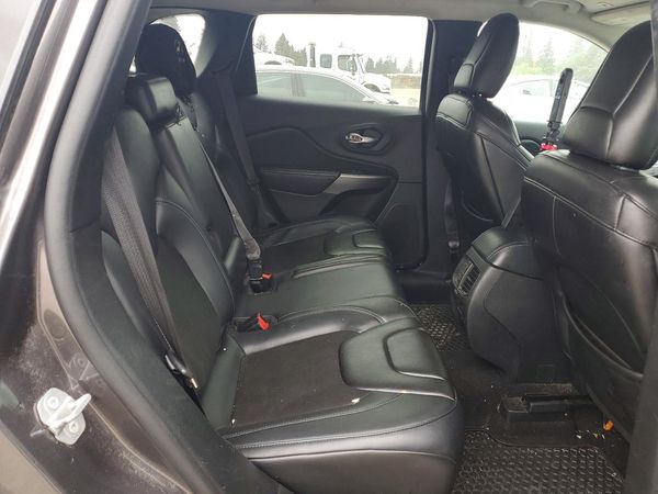 2019 JEEP CHEROKEE LATITUDE PLUS 4X4