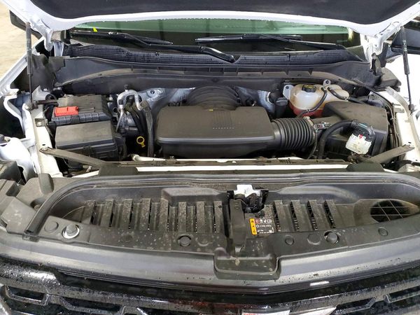 2023 CHEVROLET SILVERADO Trail Boss - LT — Engine bay