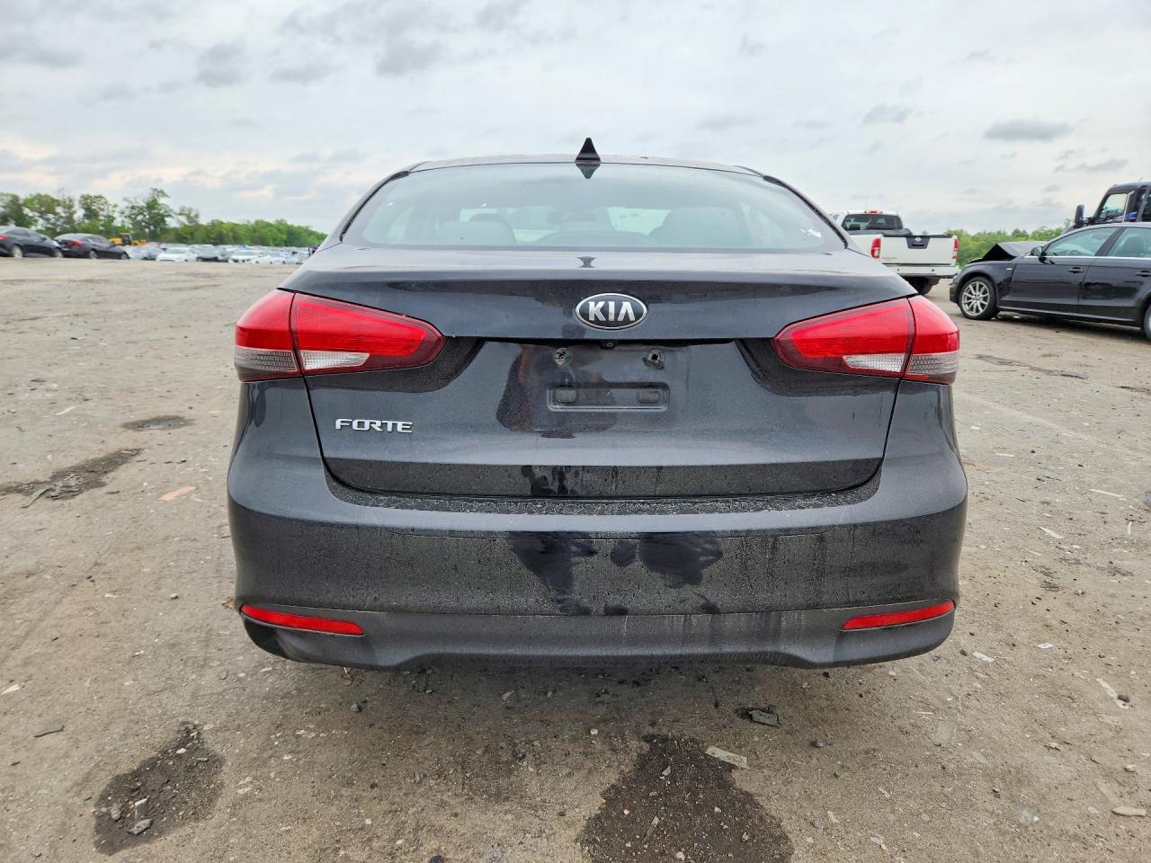 2018 KIA FORTE LX Pop,S,EX