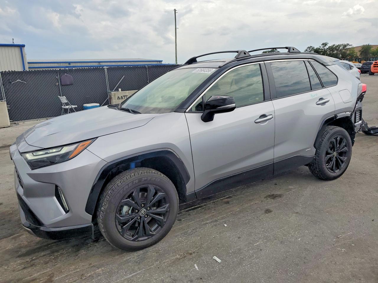 2025 TOYOTA RAV4 XSE