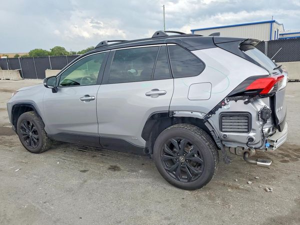 2025 TOYOTA RAV4 XSE