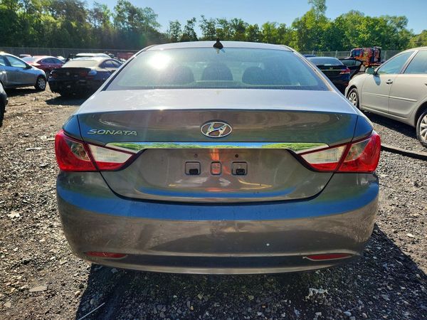 2013 HYUNDAI SONATA GLS/ GLS Popular