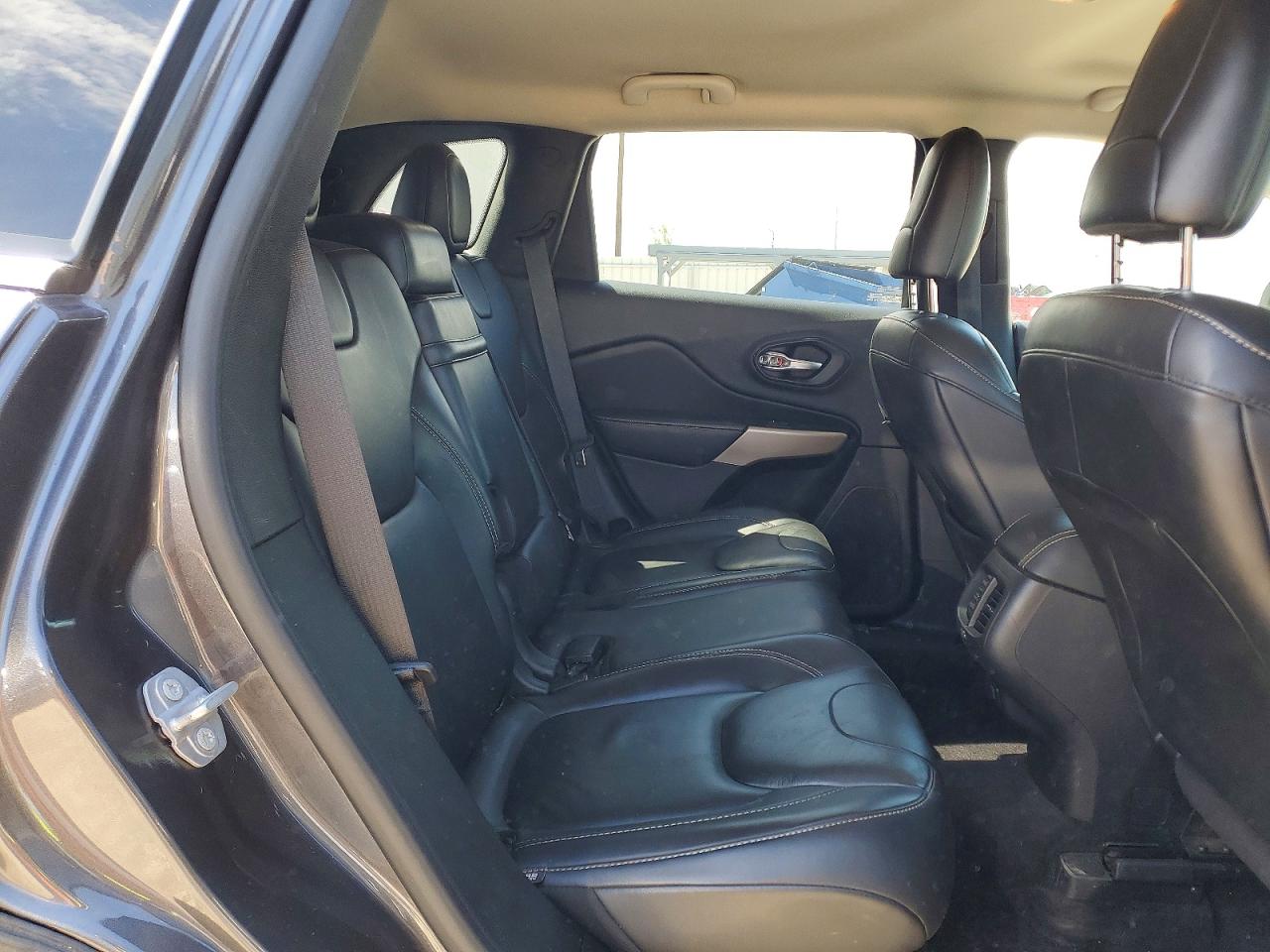 2017 JEEP CHEROKEE LATITUDE 4X4