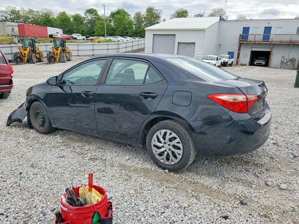 2018 TOYOTA COROLLA