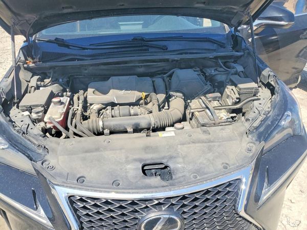 2015 LEXUS NX 200t Luxury