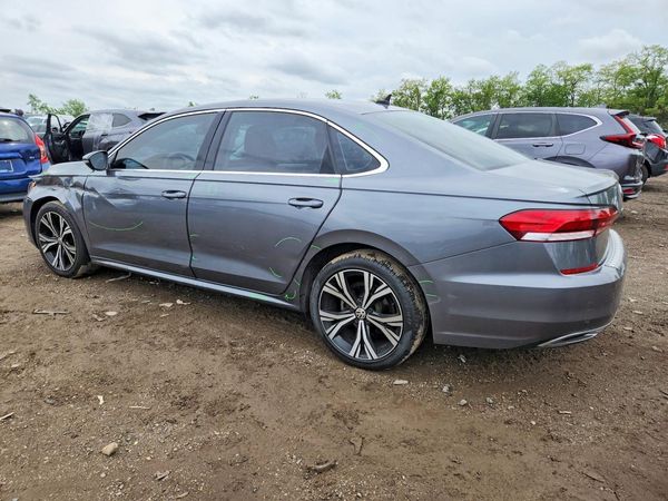2021 VOLKSWAGEN PASSAT