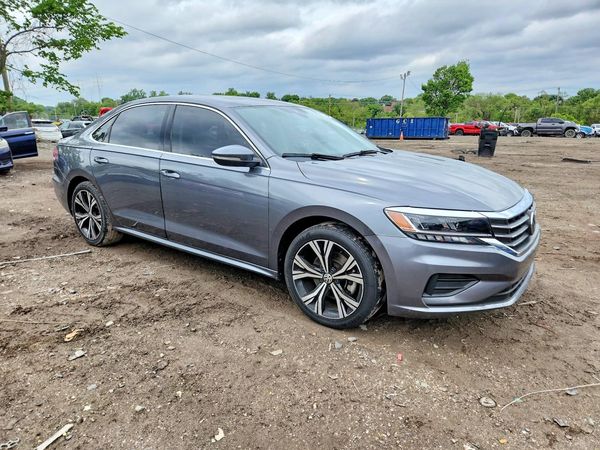 2021 VOLKSWAGEN PASSAT