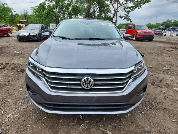 2021 VOLKSWAGEN PASSAT