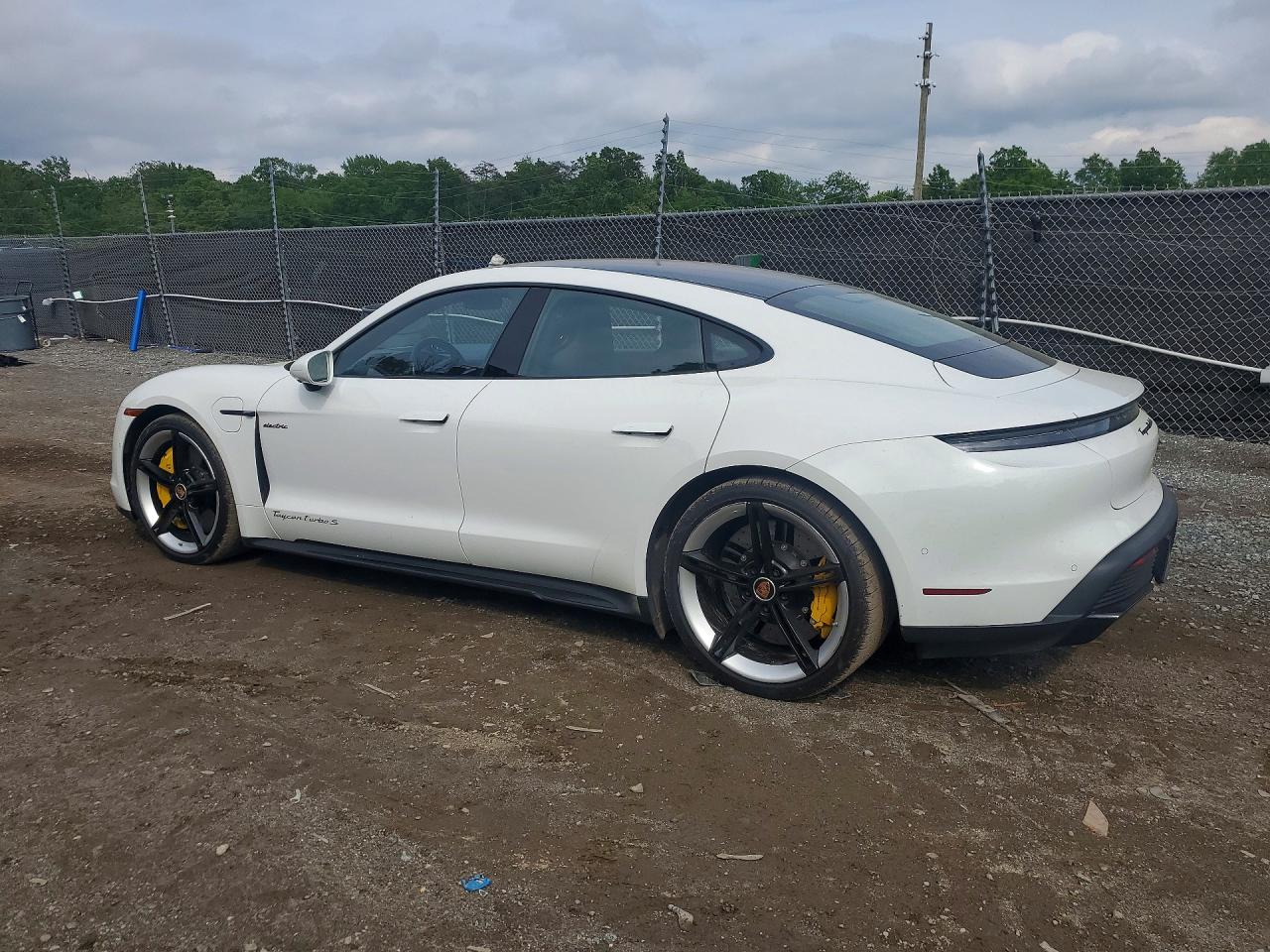 2020 PORSCHE TAYCAN