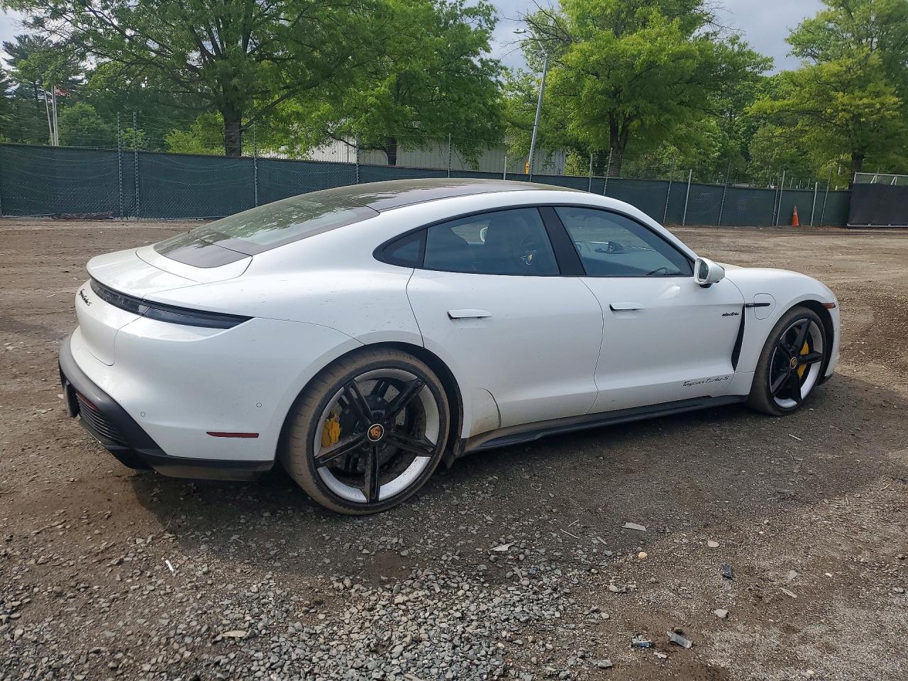 2020 PORSCHE TAYCAN
