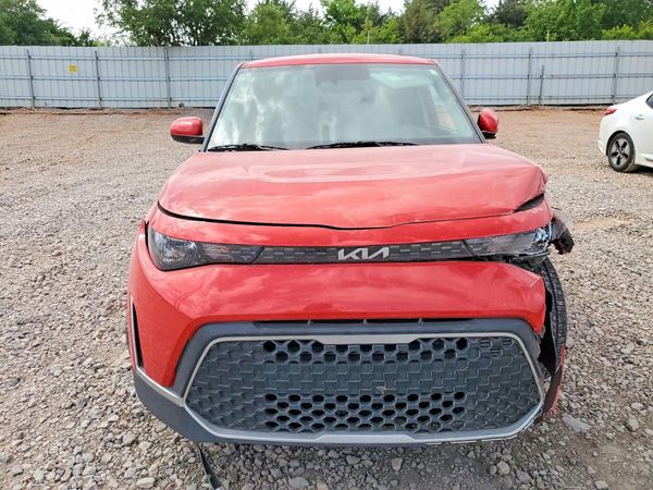 2024 KIA SOUL LX, S