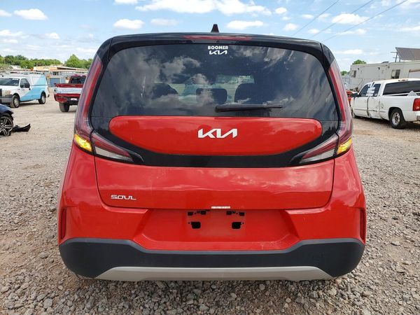 2024 KIA SOUL LX, S
