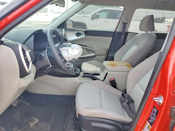 2024 KIA SOUL LX, S