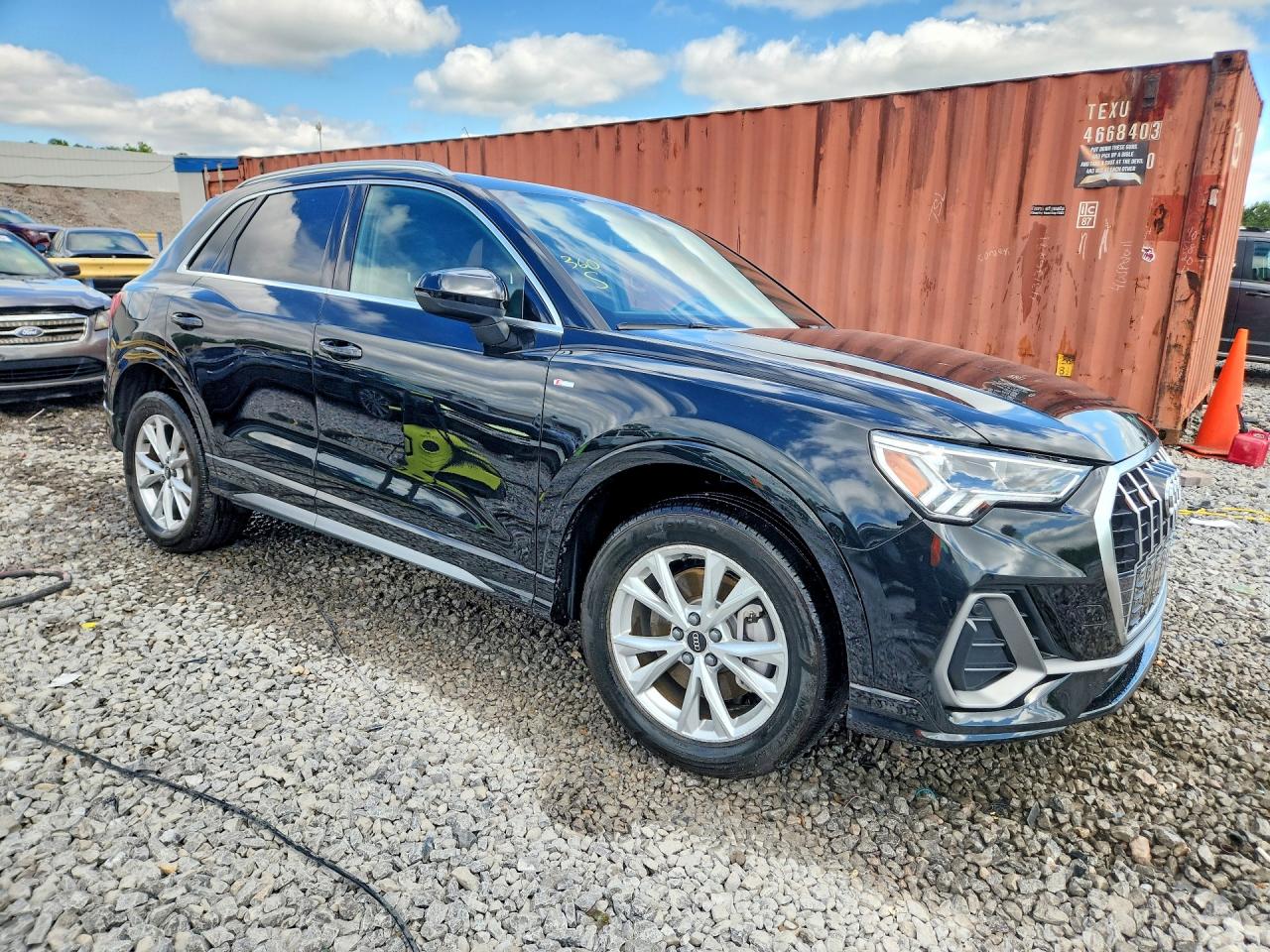 2024 AUDI Q3 S Line quattro Premium