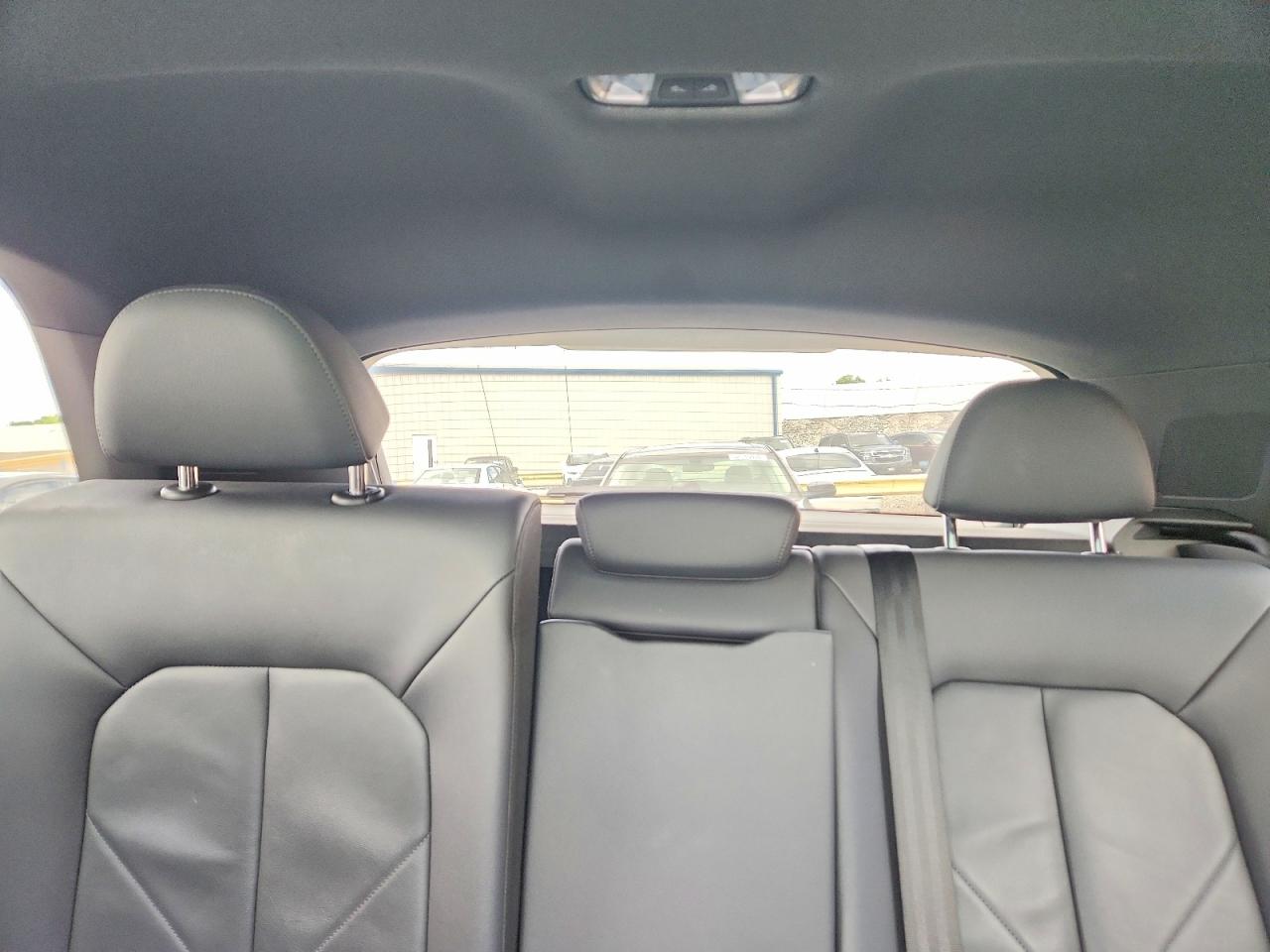 2024 AUDI Q3 S Line quattro Premium