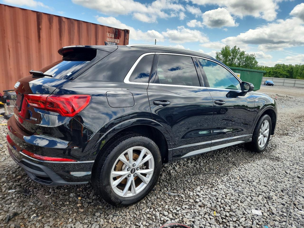 2024 AUDI Q3 S Line quattro Premium